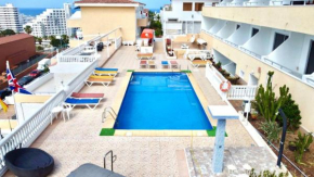 Estudio a 9 minutos a pie de la playa, FreeWifi, piscina y cerca de Playa de Las Americas en Sur de Tenerife